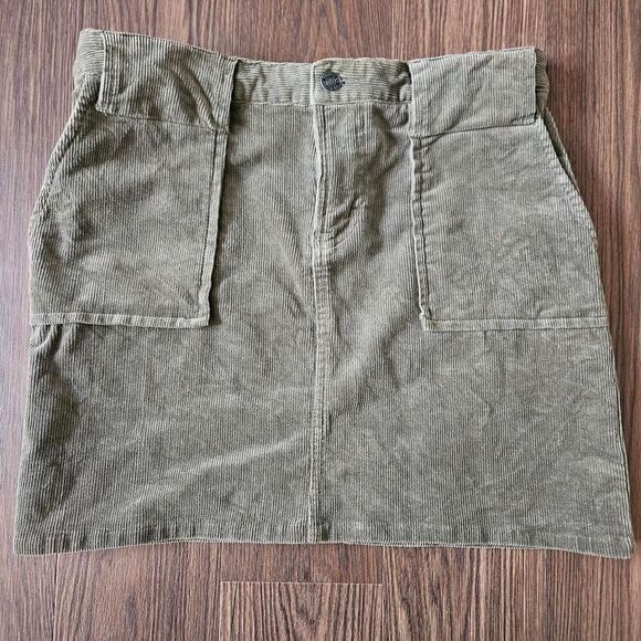 Route 66 Vintage Y2K Dusty Sage Green Soft Corduroy Mini Skirt 4 Fall Autumn - Picture 7 of 7